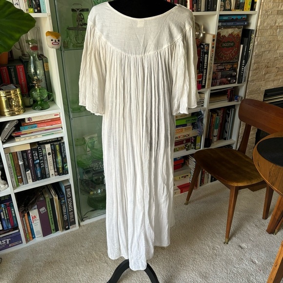 Vintage  70s boho cotton gauze viscose caftan/ tent style summer festival dress - Picture 2 of 12